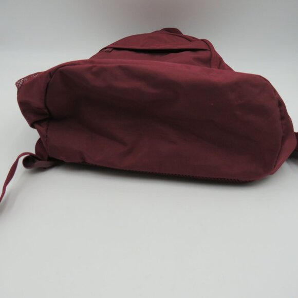 Skechers Burgundy 17" Backpack Mesh Pockets Padded Straps Durable Design - Picture 3 of 10